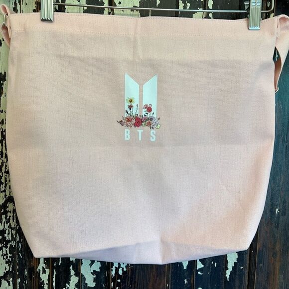 NWOT BTS Merchandise Canvas Shoulder Bag Hobo Crossbody Handbag Casual Tote. - Picture 1 of 6